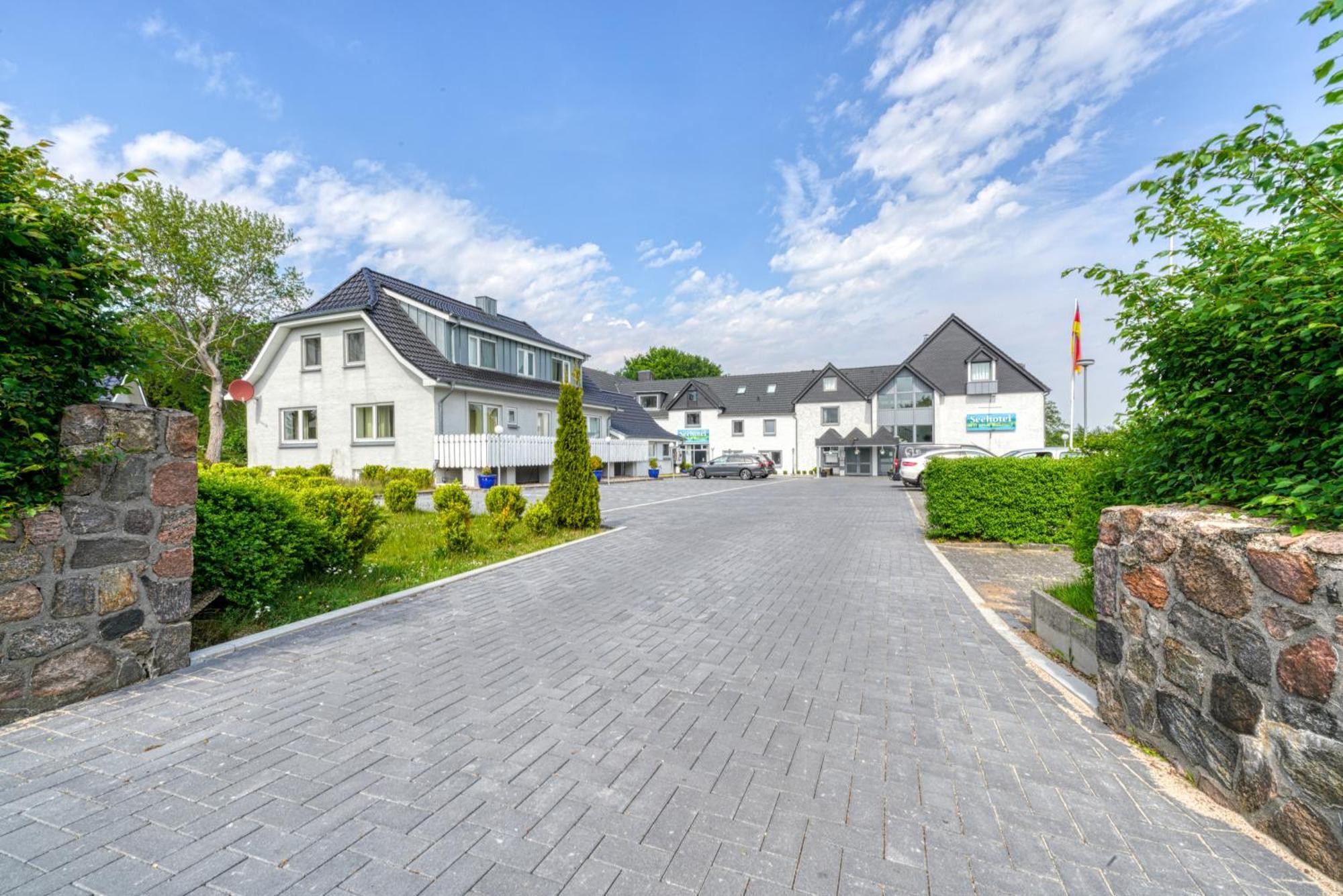 Hotel Seeblick Foersterhaus Owschlag Exterior photo